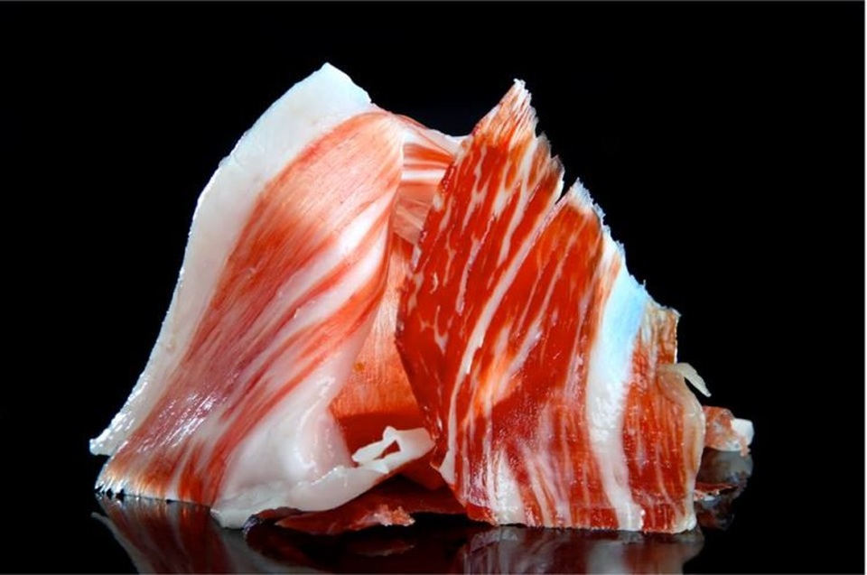 Thịt xông khói giá 104 triệu đồng/đùi có gì đặc biệt? - 5 Miếng thịt giăm bông đắt giá