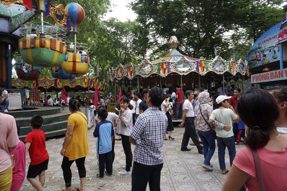Tiếp tục... nghẹt thở ở công viên Thủ Lệ - 13 Tiếp tục... nghẹt thở ở công viên Thủ Lệ - 13