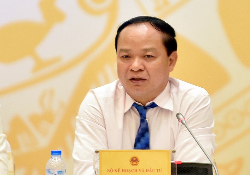 Bộ Kế hoạch và Đầu tư: "Không làm sai trong phân bổ vốn Ngân sách năm 2015" - 1 Thứ trưởng Bộ Kế hoạch và Đầu tư Đào Quang Thu phản hồi về báo cáo của Kiểm toán Nhà nước xung quanh việc Bộ KH&ĐT bị cho phân bổ vốn thiếu cơ sở, chậm trễ năm 2015