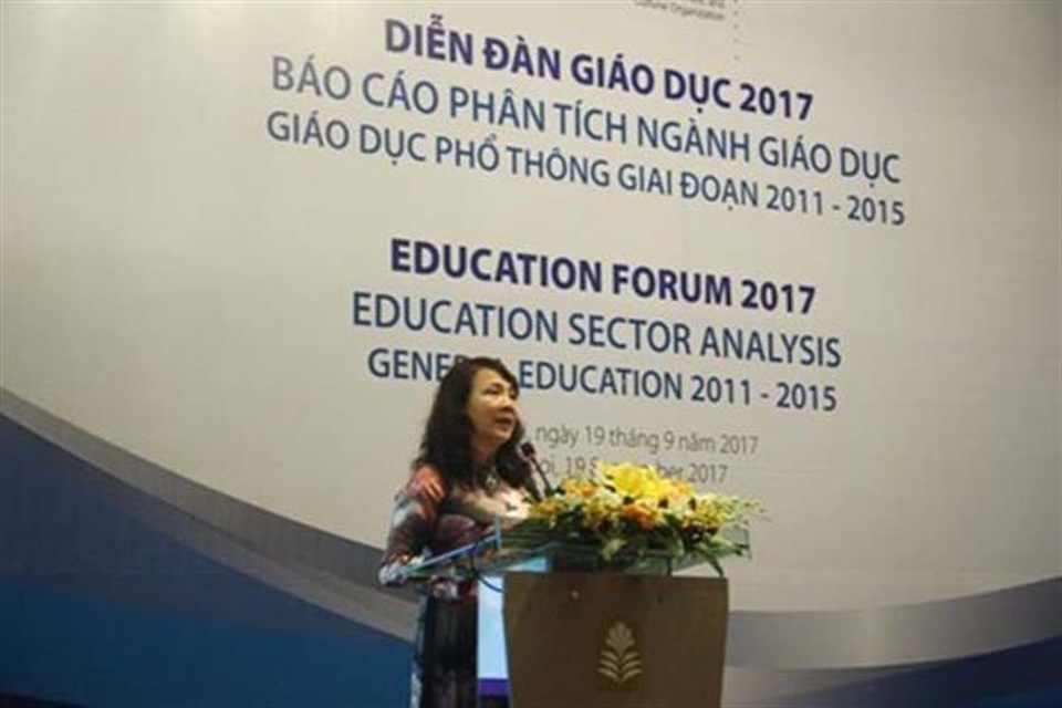 Diễn đàn giáo dục 2017: Nhiều kiến nghị đổi mới giáo dục phổ thông - 1
Thứ trưởng Bộ GD&ĐT Nguyễn Thị Nghĩa phát biểu tại diễn đàn