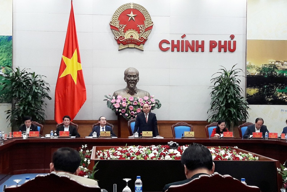 Thủ tướng: Nêu đậm việc chống tham nhũng trong thi đua, khen thưởng - 1 Thủ tướng Nguyễn Xuân Phúc chủ trì cuộc họp của Hội đồng Thi đua khen thưởng Trung ương sáng 23/1.
