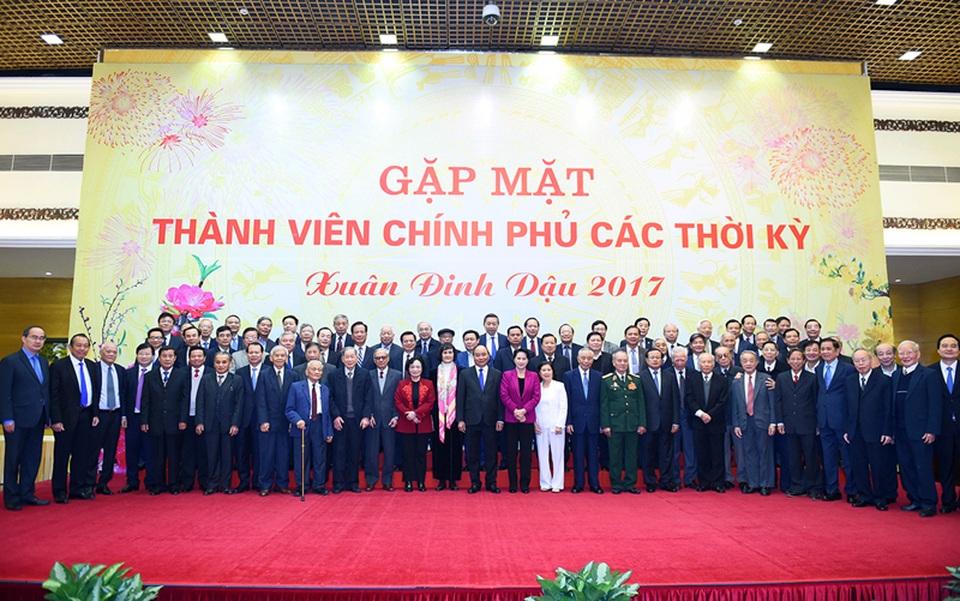 Thủ tướng gặp mặt thành viên Chính phủ các thời kỳ - 1 Thủ tướng gặp mặt thành viên Chính phủ các thời kỳ - 1