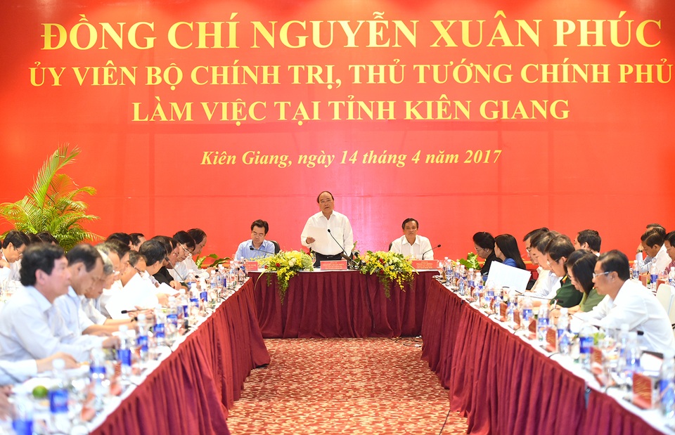Thủ tướng làm việc với lãnh đạo chủ chốt tỉnh Kiên Giang (ảnh: VGP)