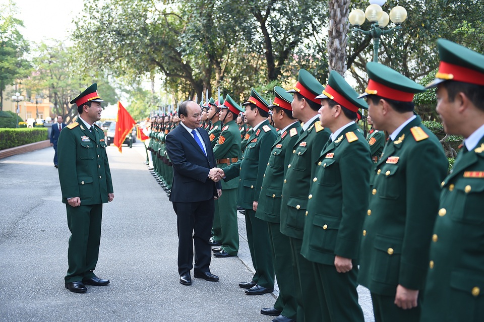 Thủ tướng yêu cầu sẵn sàng chiến đấu khi có tình huống xấu - Ảnh 1.