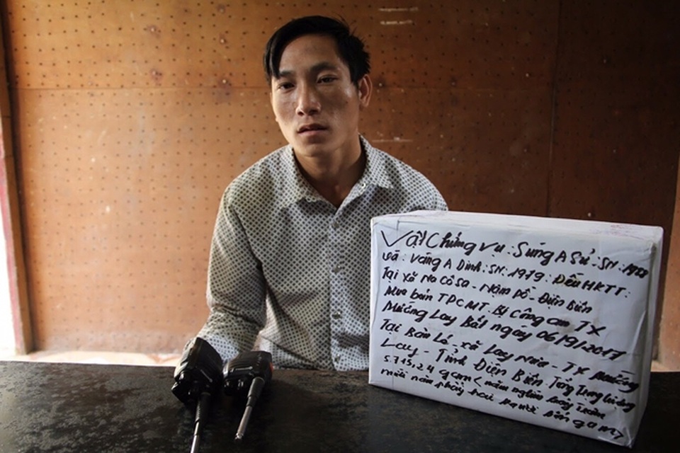 
Sùng A Sử và tang vật vụ án
