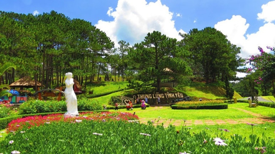 7 thung lũng đẹp như tranh ở Việt Nam - 6 Một góc đẹp trong thung lũng Tình yêu