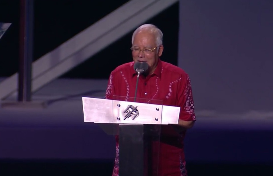 Lễ bế mạc SEA Games 29: Bữa tiệc của âm nhạc - 1
Bài phát biểu của Thủ tướng Malaysia Najib Razak