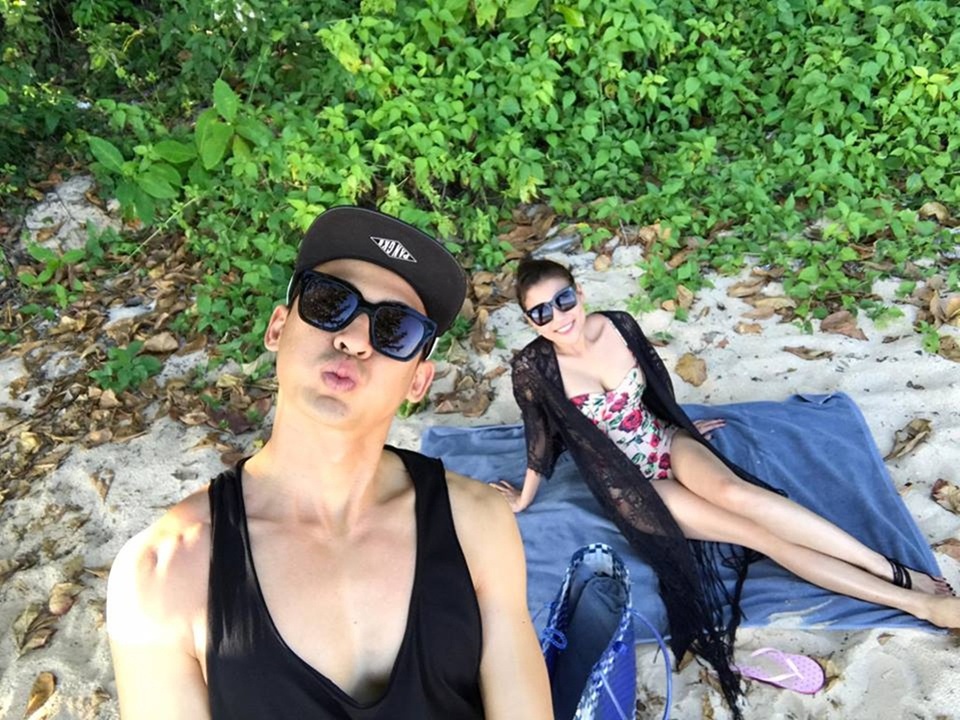 Lương Thế Thành - Thúy Diễm tình tứ bên bờ biển Thái Lan - 3 Lương Thế Thành - Thúy Diễm tình tứ bên bờ biển Thái Lan - 3