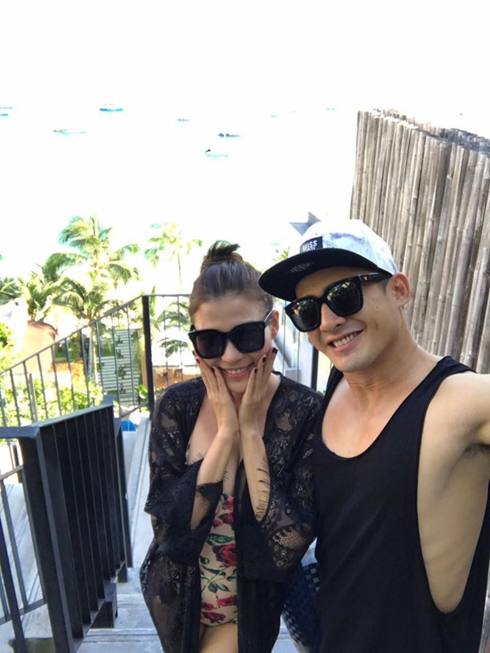 Lương Thế Thành - Thúy Diễm tình tứ bên bờ biển Thái Lan - 6 Lương Thế Thành - Thúy Diễm tình tứ bên bờ biển Thái Lan - 6