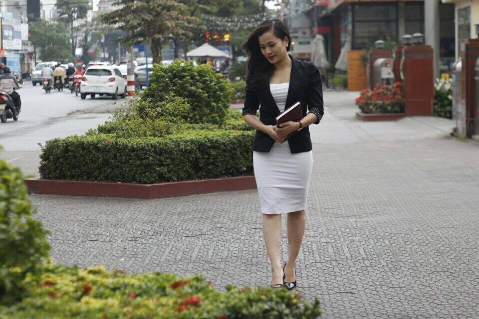 Cô giáo dạy dùng bao cao su: “Tôi từng khóc khi học sinh hỏi vì sao nghỉ dạy” - 2
Thủy Tiên từng hoạt động đoàn đội rất năng nổ trong những năm phổ thông và Đại học