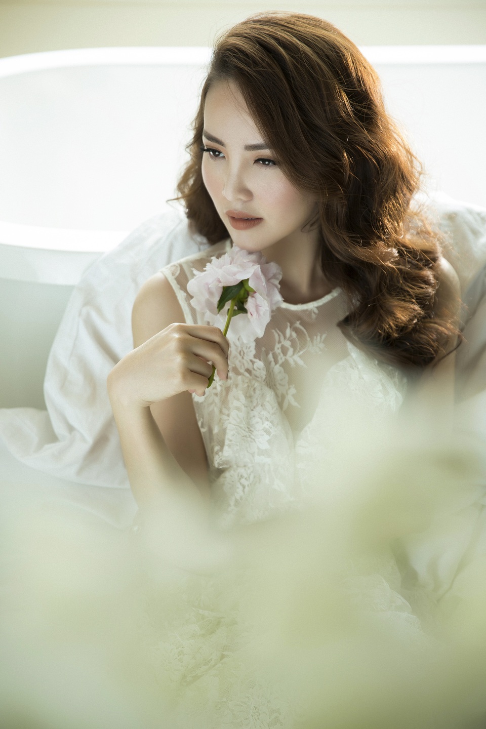 Á hậu Thụy Vân phủ nhận chuyện đẹp lên nhờ botox - 14 Á hậu Thụy Vân phủ nhận chuyện đẹp lên nhờ botox - 14