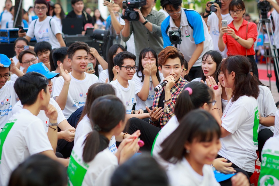 Thụy Vân lần đầu lên tiếng khi "trượt" cúp MC Ấn tượng về tay Thành Trung - 11