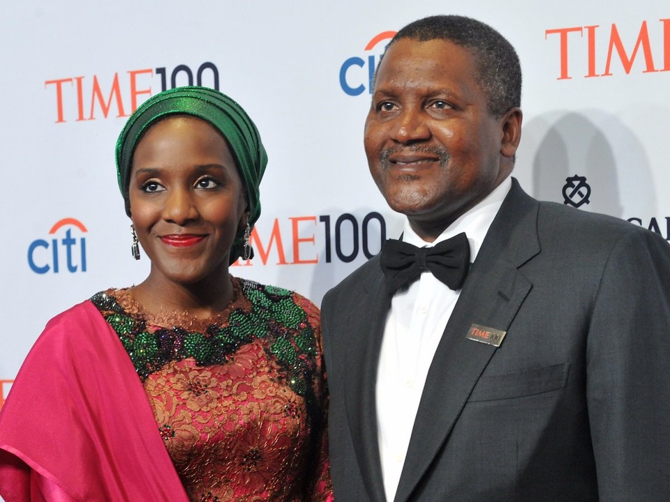 10 tỷ phú da màu giàu nhất thế giới - 9
Aliko Dangote, tỷ phú người Nigeria hiện đang sở hữu khối tài sản lên tới 12.2 tỷ USD