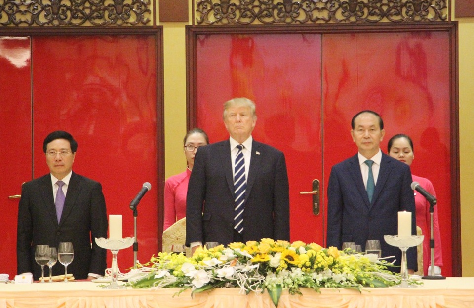 Chủ tịch nước mở tiệc chiêu đãi cấp Nhà nước Tổng thống Donald Trump - 4 Chủ tịch nước mở tiệc chiêu đãi cấp Nhà nước Tổng thống Donald Trump - 4