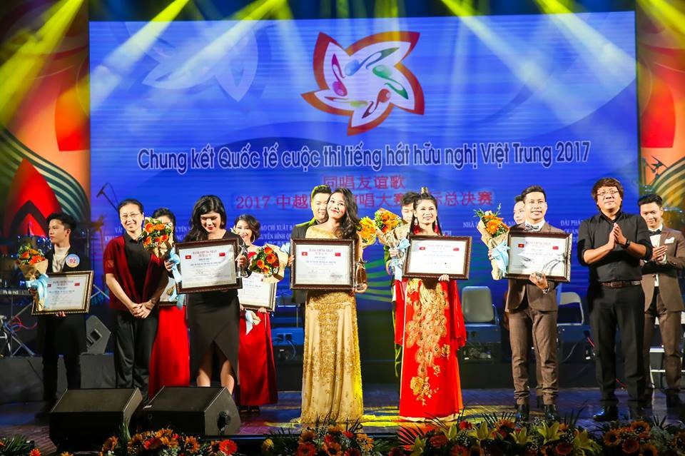 4 chàng “soái ca” giành giải nhất cuộc thi Tiếng hát Việt Trung 2017 - 5 4 chàng “soái ca” giành giải nhất cuộc thi Tiếng hát Việt Trung 2017 - 5