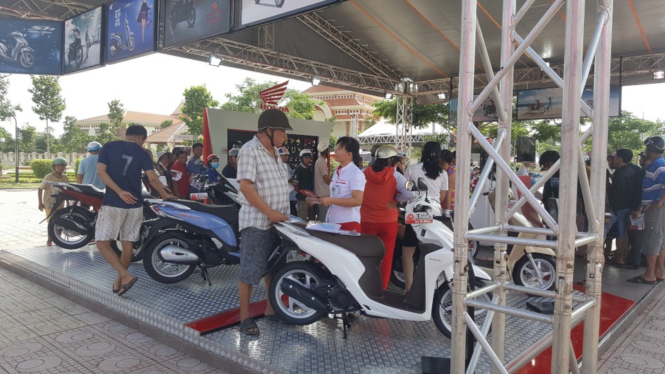 Honda Việt Nam khởi động chuỗi chương trình “Trọn niềm tin 2017” - 3 Honda Việt Nam khởi động chuỗi chương trình “Trọn niềm tin 2017” - 3