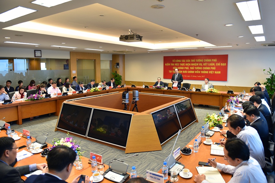 Một cuộc họp trực tuyến toàn quốc, chi phí cũng cả tỷ đồng - 2 Toàn cảnh buổi làm việc của Tổ công tác của Thủ tướng với tập đoàn Bưu chính viễn thông sáng 15/3.