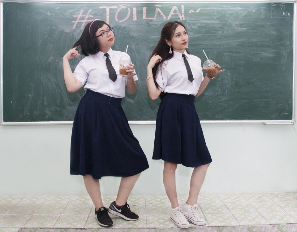 Phim ngắn về học đường thức tỉnh người trẻ đừng chạy theo ảo vọng - 2 Hai cô nàng Thuỷ Tiên - Hà.