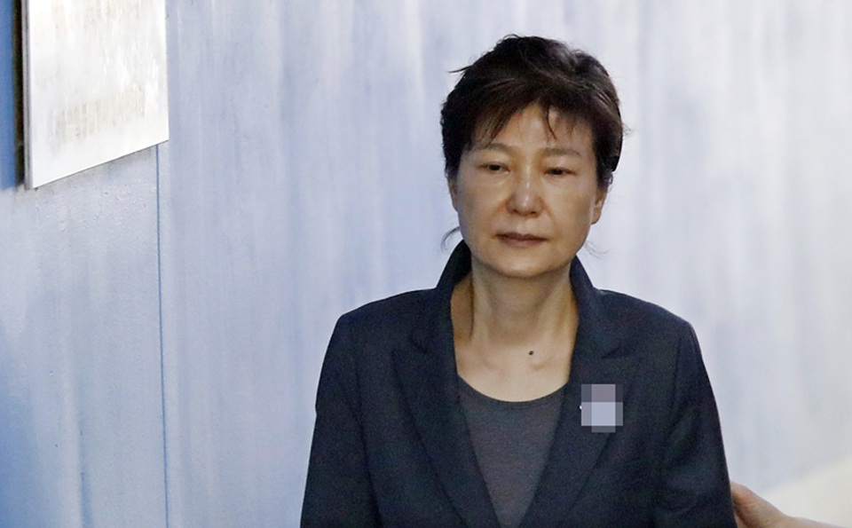 Người Hàn Quốc mang tên Park Geun-hye nộp đơn xin đổi tên - 1 Cựu Tổng thống Park Geun-hye trong một phiên xét xử hồi tháng trước. (Ảnh: Yonhap)