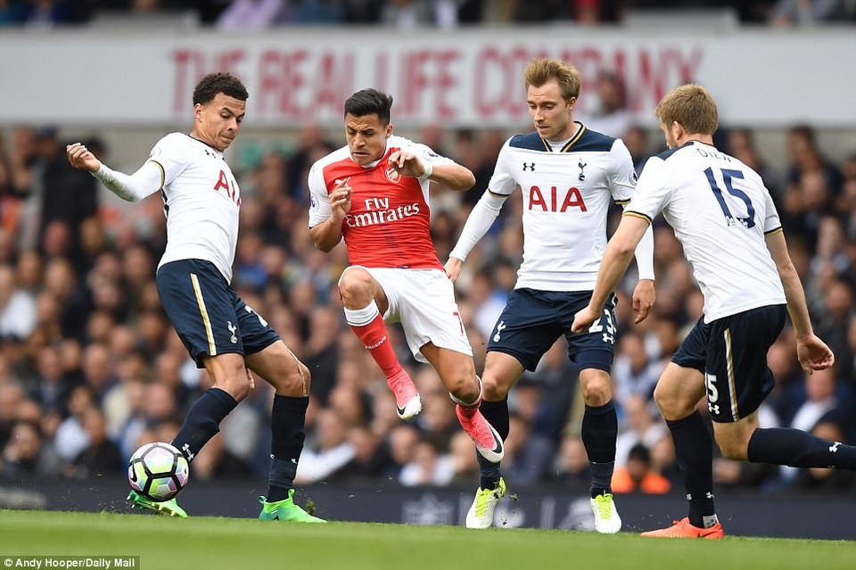 Tottenham chấm dứt 22 năm “sống dưới cái bóng” của Arsenal - 1 Tottenham lần đâu tiên xếp trên Arsenal sau 22 năm