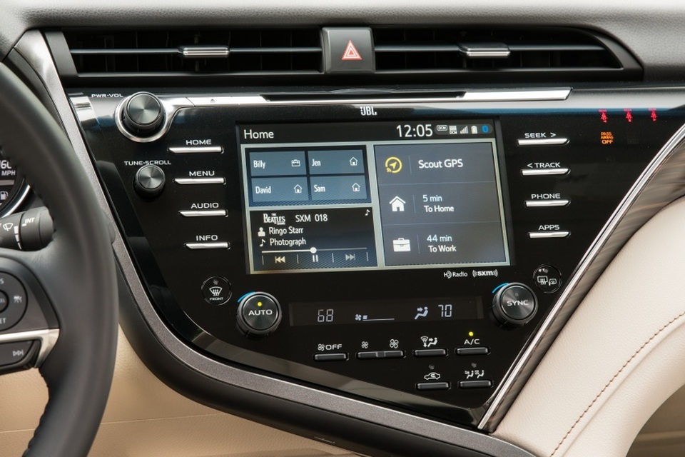 Toyota Camry 2018 tại Mỹ có gì? - 14 Toyota Camry 2018 tại Mỹ có gì? - 14