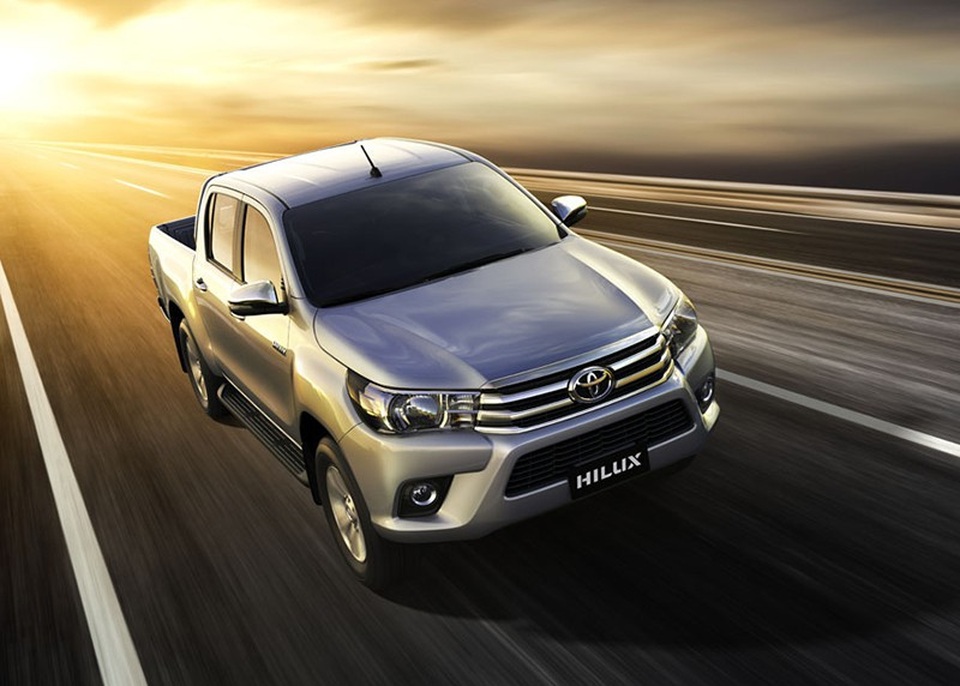 Toyota Hilux mới không còn bản 2.8L, giá từ 631 triệu đồng - 1 Toyota Hilux dành cho năm 2018 tới đây sẽ không còn phiên bản động cơ 2.8L