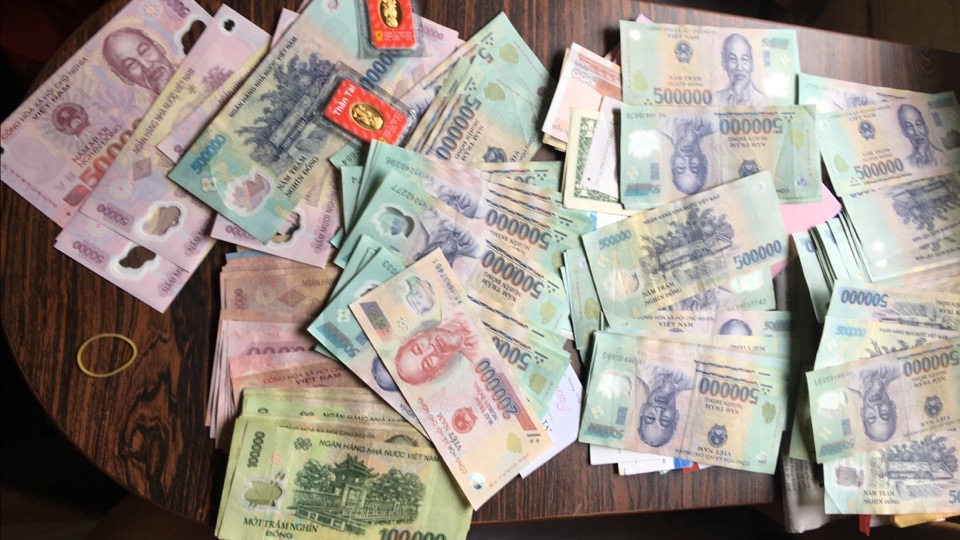 
Số tài sản trị giá trên 333 triệu đồng khách đi tàu bỏ quên (Hình ảnh do trưởng tàu khách SE1 cung cấp)
