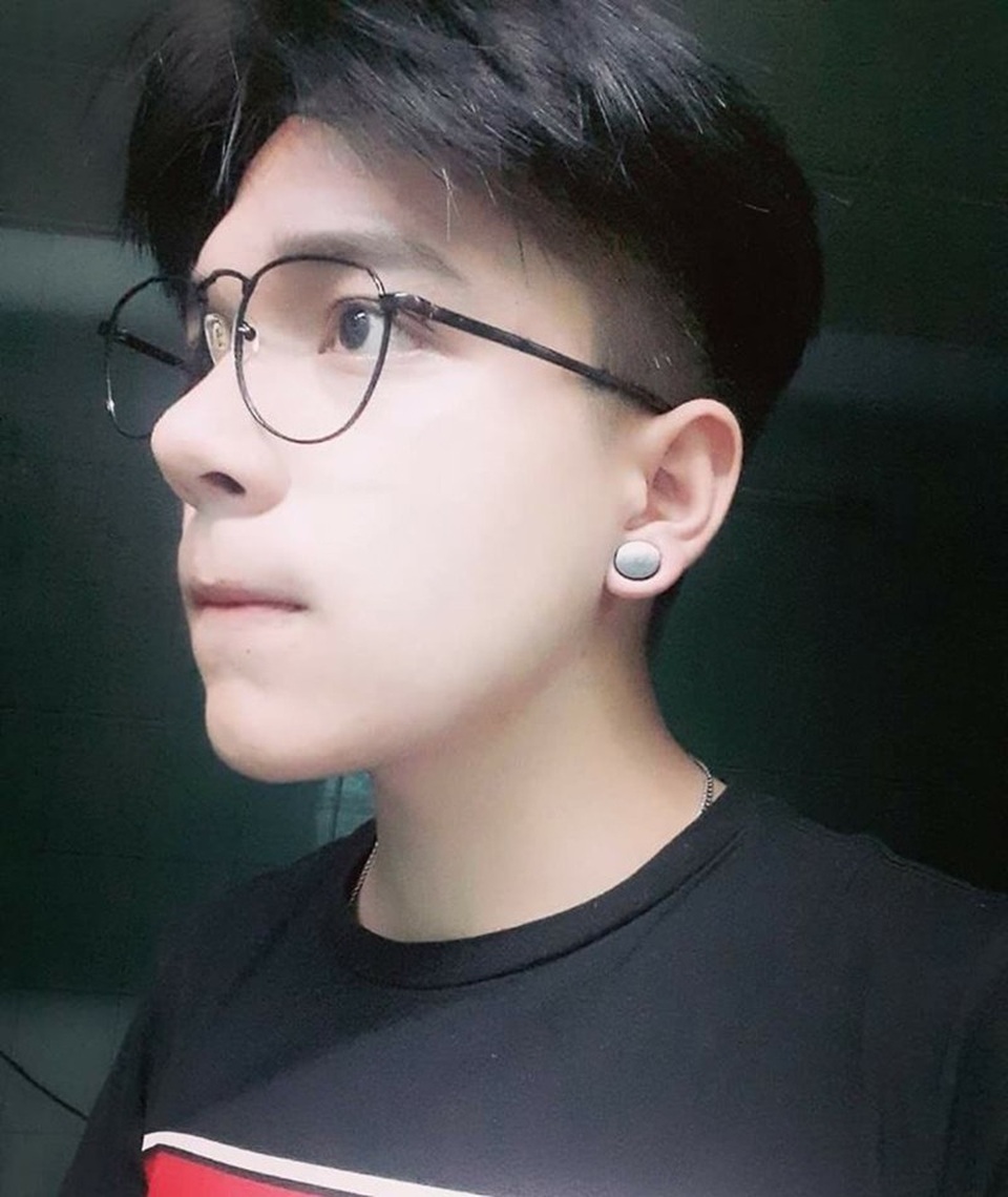 Chàng trai Việt mà ngỡ “trai Tây” mắt sâu, sống mũi cao - 10 Chàng trai Việt mà ngỡ “trai Tây” mắt sâu, sống mũi cao - 10