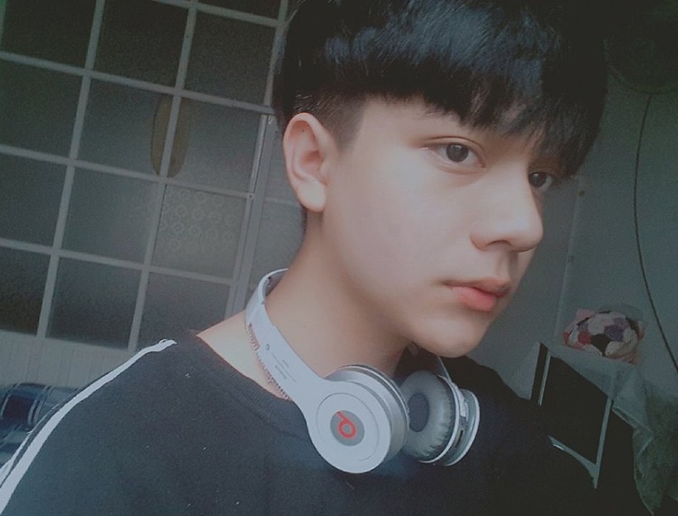 Chàng trai Việt mà ngỡ “trai Tây” mắt sâu, sống mũi cao - 8 Chàng trai Việt mà ngỡ “trai Tây” mắt sâu, sống mũi cao - 8
