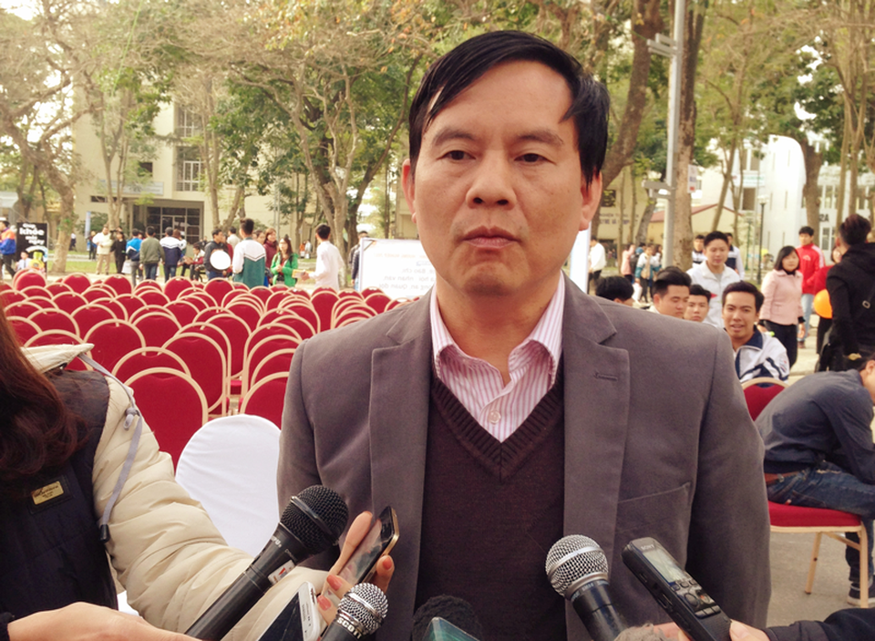 Nguyện vọng không giới hạn, đăng ký xét tuyển thế nào để đỗ 100%? - 1
Cục phó Cục khảo thí và Kiểm định Chất lượng Giáo dục, Bộ GD&ĐT Trần Văn Nghĩa trả lời phỏng vấn.
