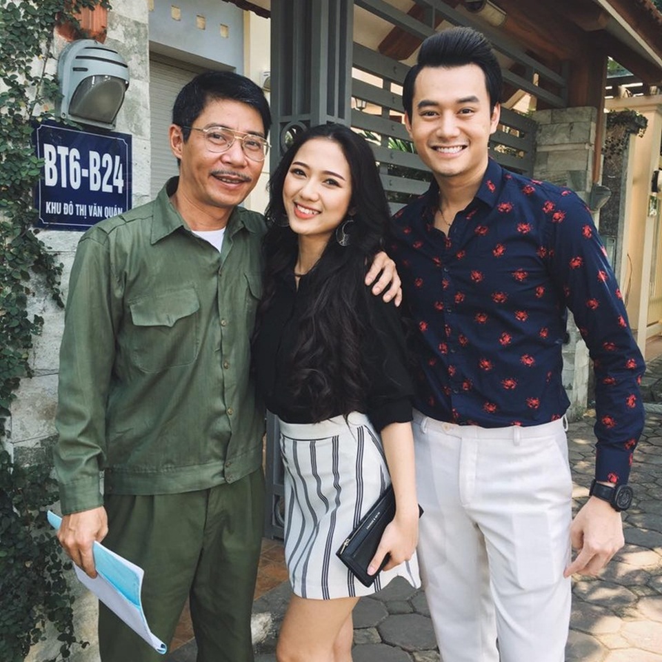 Nhan sắc nóng bỏng của "nàng dâu thứ 2" phim “Sống chung với mẹ chồng” - 3 Dàn diễn viên Khi người đàn ông góa vợ bật khóc: Diễn viên Công Lý - Trang Cherry - Anh Dũng tiếp tục hội ngộ trong phim Sống chung với mẹ chồng.