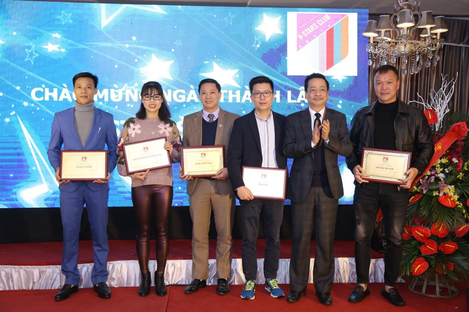 NSND Hoàng Dũng, diễn viên Việt Anh cùng dàn sao xúc động mừng sinh nhật “nhà chung” - 15