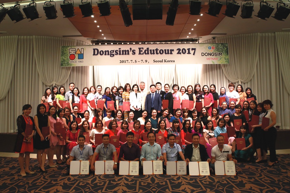 2017 Dongsim’s Edutour - Học tập mô hình giáo dục mầm non tại Hàn Quốc - 2 2017 Dongsim’s Edutour là cơ hội để những người làm giáo dục Việt nam tiếp cận với các mô hình và phương pháp giáo dục mầm non tiên tiến nhất hiện nay.
