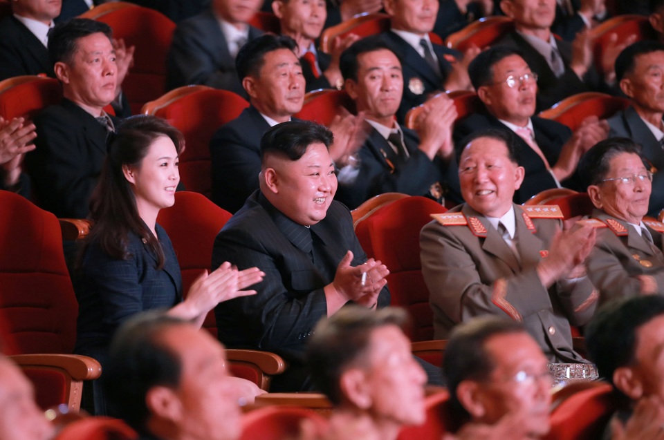 Ông Kim Jong-un: Vụ thử hạt nhân là thắng lợi “trả bằng máu” của Triều Tiên - 6 Phát biểu tại sự kiện, ông Kim Jong-un đã dành lời khen cho các chuyên gia và các quan chức Triều Tiên vì đã hoàn thành nhiệm vụ “đáng tự hào nhất” cho đất nước.