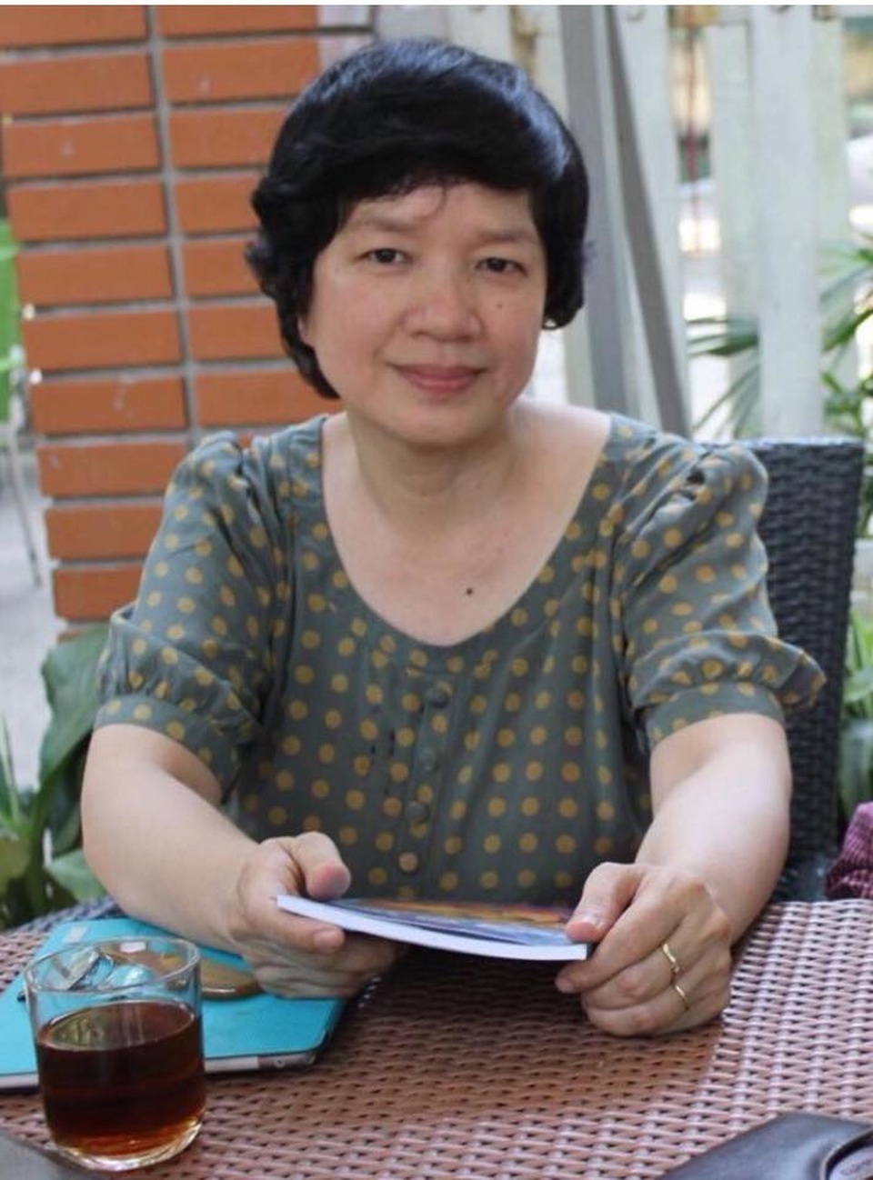 Bí quyết “làm mới” kĩ năng từ môn Ngữ văn phổ thông - 1
Cô Trịnh Thu Tuyết, nguyên giáo viên Ngữ văn, Trường THPT Chu Văn An, Hà Nội