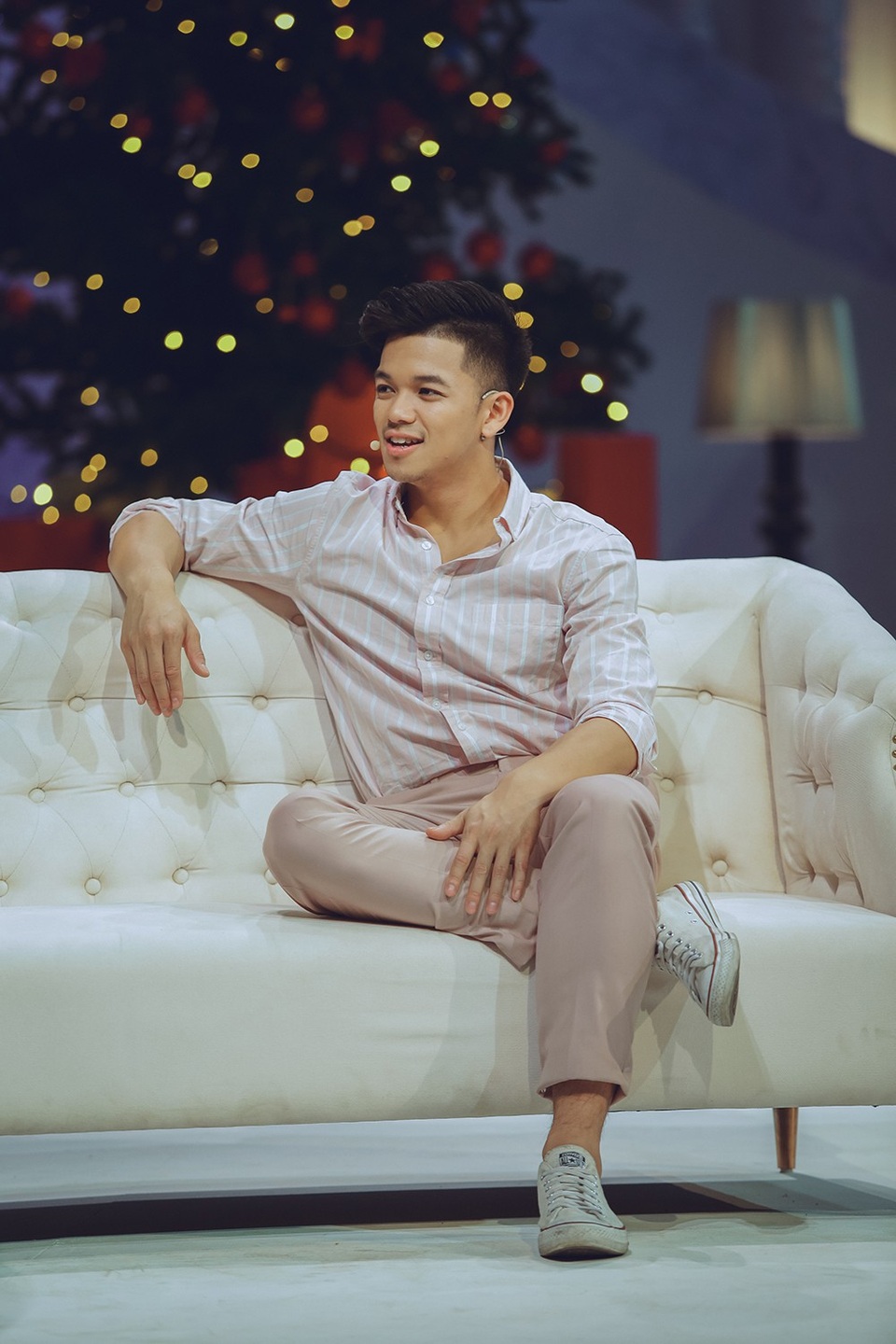 Trấn Thành kịch liệt “hăm dọa”, phản đối khi Trọng Hiếu Idol tâm sự ước mơ “sốc” - 2 Trọng Hiếu: Nếu không là ca sĩ, tôi sẽ trở thành thầy giáo dạy tiếng Latin.