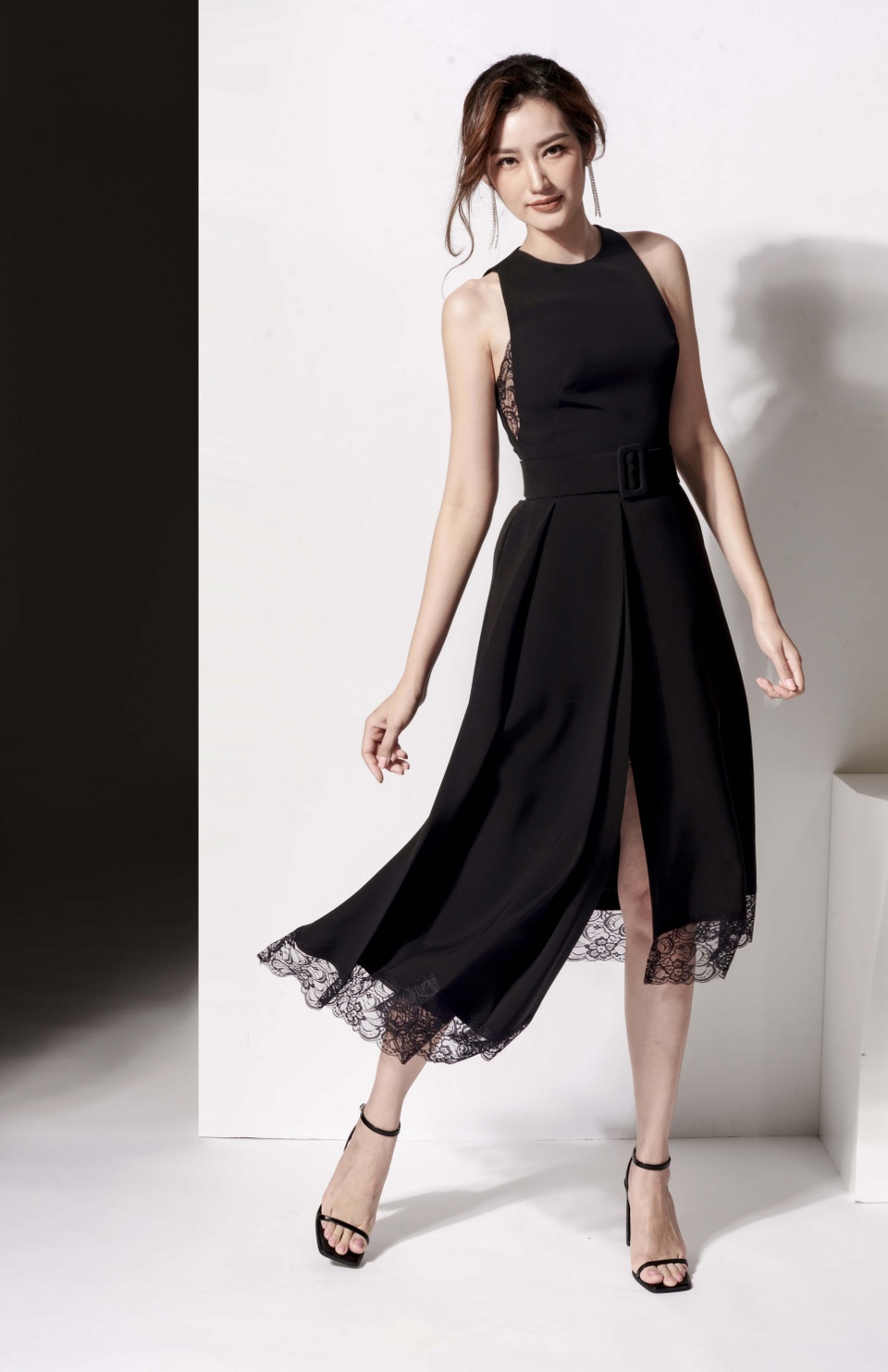 Nhan sắc “ngỡ ngàng” của Trúc Diễm sau hai năm lấy chồng Việt kiều - 6 Nhan sắc “ngỡ ngàng” của Trúc Diễm sau hai năm lấy chồng Việt kiều - 6