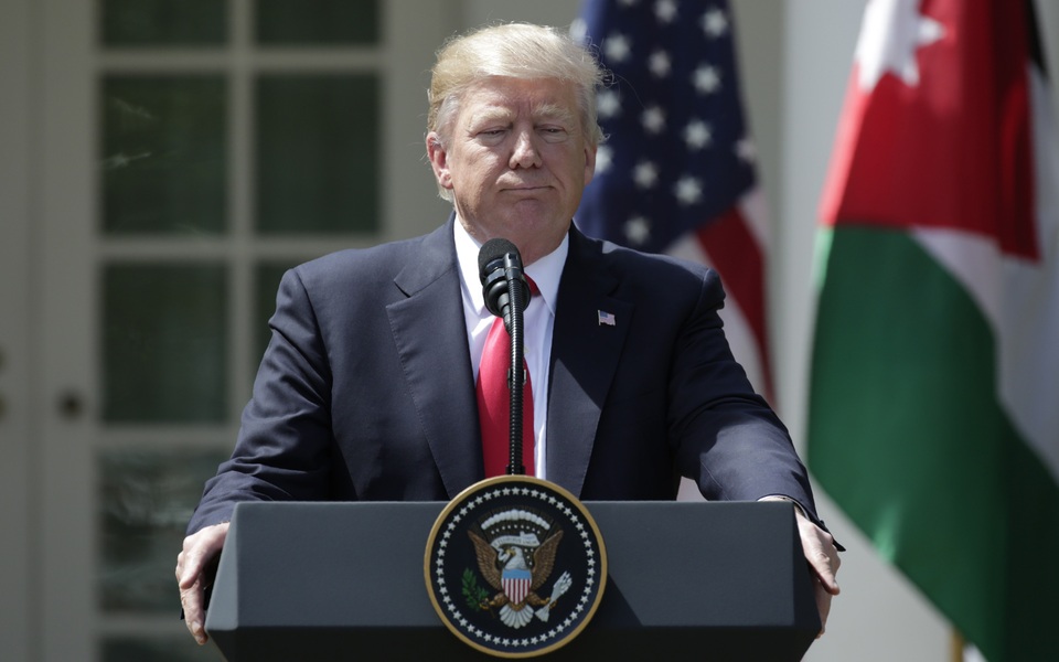Bán đảo Triều Tiên trước nguy cơ xung đột vũ trang - 1 Tổng thống Donald Trump (Ảnh: Reuters)