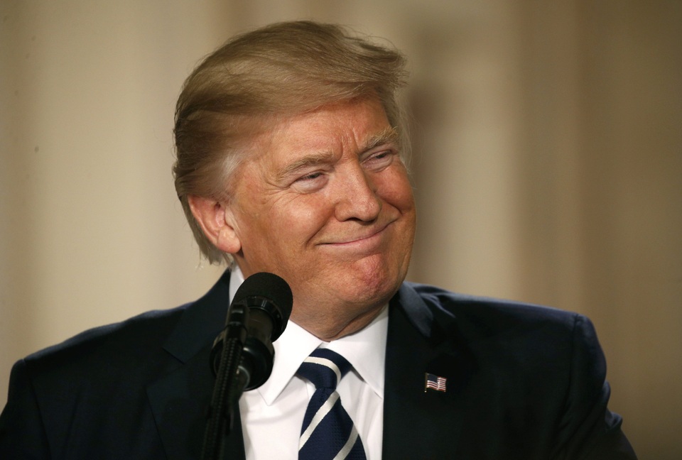 Ông Trump vẫn chưa từ bỏ thương trường dù đã nhậm chức? - 1 Tổng thống Donald Trump (Ảnh: Reuters)