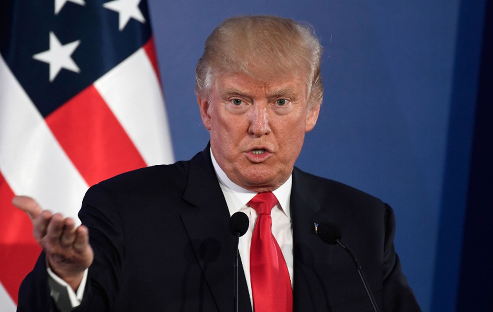 Tổng thống Trump "khẩu chiến" với Triều Tiên: Nguy cơ “gậy ông đập lưng ông” - 3
Tổng thống Donald Trump (Ảnh: Reuters)