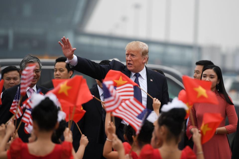 Forbes: Việt Nam thành công nhất trong chuyến thăm châu Á của Tổng thống Trump - 1 Forbes: Việt Nam thành công nhất trong chuyến thăm châu Á của Tổng thống Trump - 1