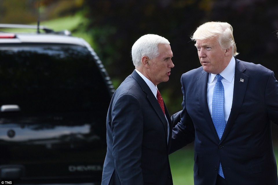 Chuyến “xuất ngoại” đầu tiên của Tổng thống Trump qua ảnh - 12
Chuyến công du được đánh giá là phép thử ngoại giao với Tổng thống Trump sau những tháng đầu nhiệm sở đầy sóng gió, đặc biệt là sau khi ông bày tỏ những quan điểm gây tranh cãi về thế giới Hồi giáo.