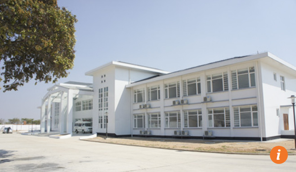 “Tầm phủ sóng” của Trung Quốc ở Zimbabwe - 4 Bệnh viện do Trung Quốc xây dựng ở Zimbabwe (Ảnh: SCMP)