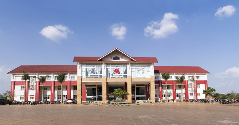 Cận cảnh ngôi trường hiện đại nhất khu vực Tây Nguyên - 2 Cận cảnh ngôi trường hiện đại nhất khu vực Tây Nguyên - 2