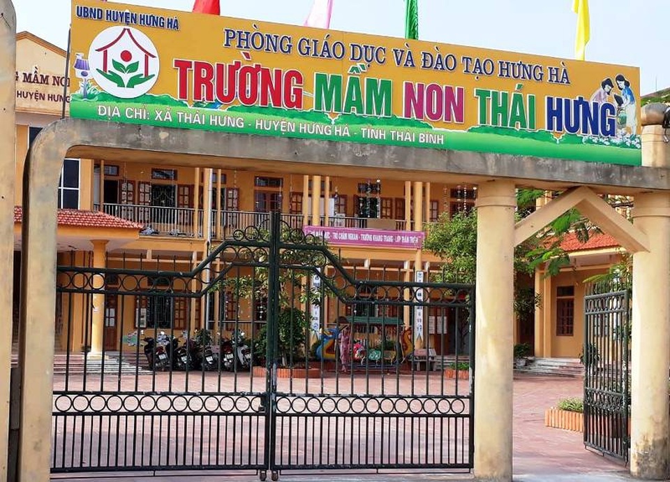 Bé 3 tuổi phải phẫu thuật vì bị chấn thương sọ não ở trường - 4 Trường mầm non xã Thái Hưng, nơi cháu Bảo theo học