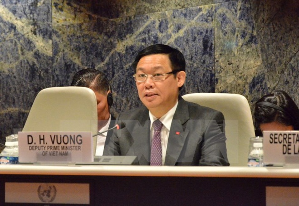 Lễ kỷ niệm 40 năm Việt Nam gia nhập Liên hợp quốc tại Geneva - 1
Phó Thủ tướng Chính phủ Vương Đình Huệ tham dự và phát biểu tại Phiên họp lần thứ 64 Ủy ban Thương mại và Phát triển của Hội nghị Liên hợp quốc về Thương mại và Phát triển (UNCTAD). (Ảnh: Hoàng Hoa/TTXVN)