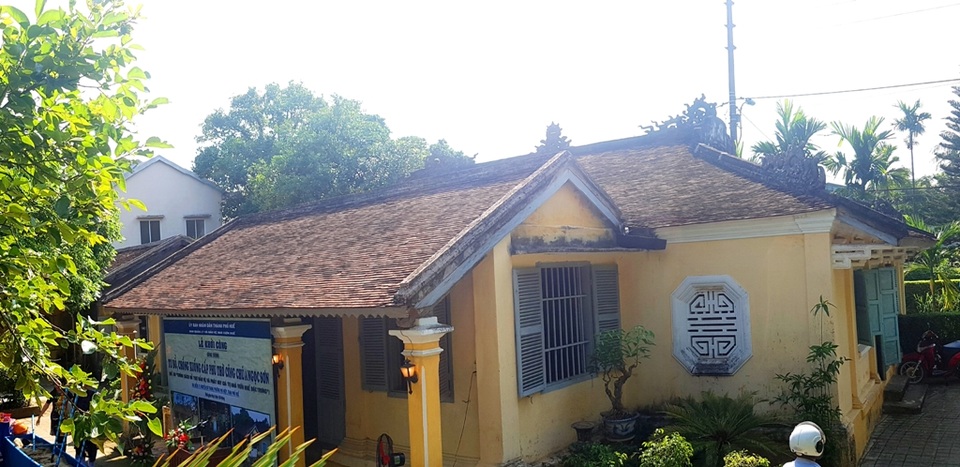 Cận cảnh vẻ đẹp khu nhà vườn Phủ Công chúa Ngọc Sơn - 3 Căn nhà rường 3 gian 2 chái