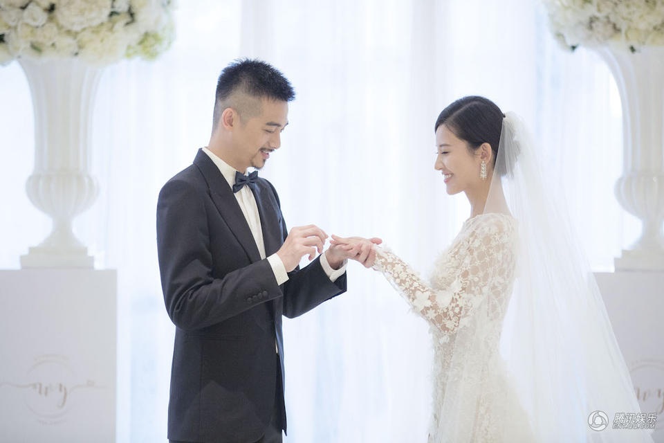 Đám cưới đẹp như mơ của mỹ nhân Dương Tử San - 15 Đám cưới đẹp như mơ của mỹ nhân Dương Tử San - 15