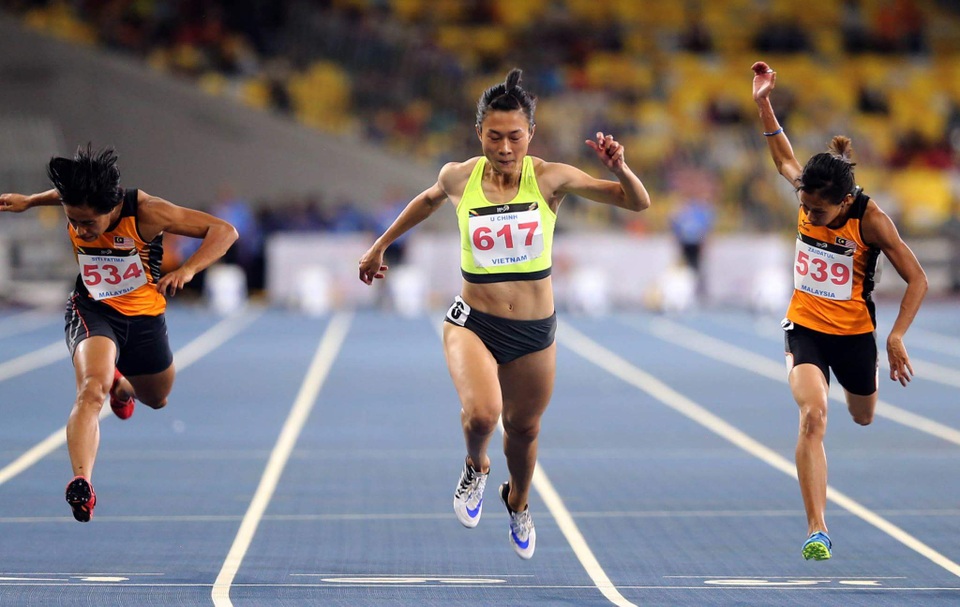 Nhật ký SEA Games ngày 22/8: Ánh Viên giành cú đúp HCV - 3
Tú Chinh giành HCV điền kinh nội dung 100m nữ