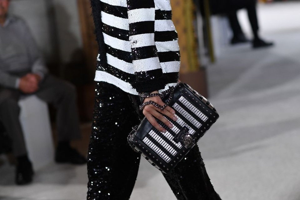 Những mẫu túi sành điệu cho mùa thu đông - 14 
Balmain